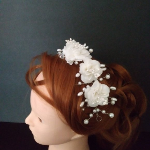 Flower and Crystal Pearl Bridal Crown / Floral Wedding Hair main image 9